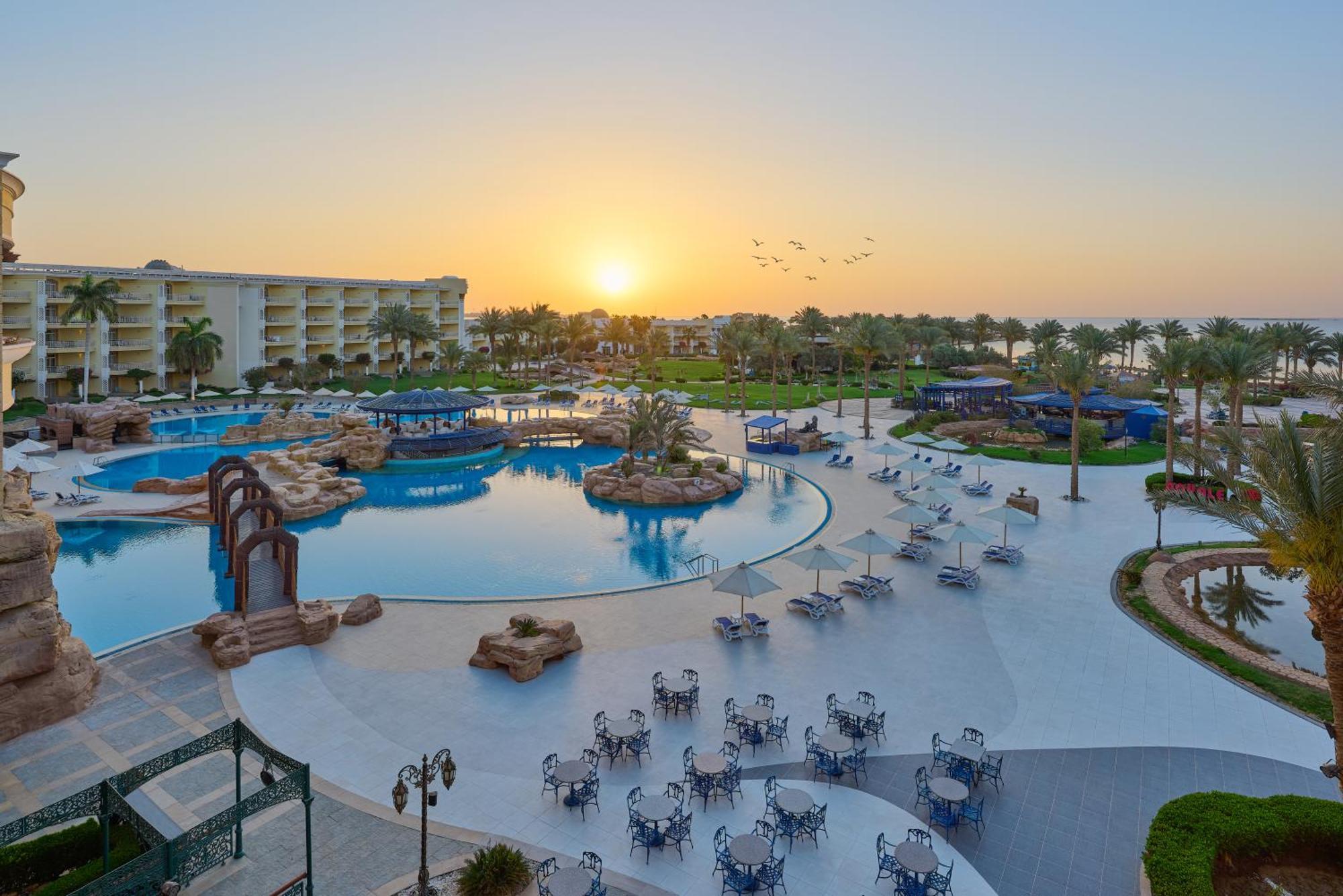 Palm Royale Resort - Soma Bay ภายนอก รูปภาพ